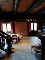 Chalet Near Lake and Pool in Quend-plage