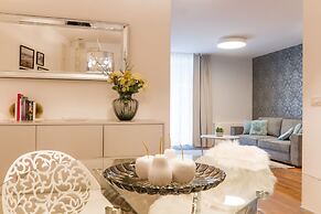 Apartments Lux by Locap Group