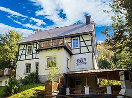 Pretty Holiday Home in Willingen near Forest