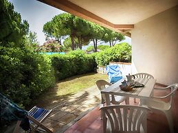 Scenic Holiday Home in Giannella near Beach