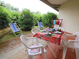 Scenic Holiday Home in Giannella near Beach