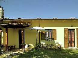 Farmhouse With a Magnificent Panorama, Swimming Pool, Near Cagli