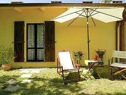 Farmhouse With a Magnificent Panorama, Swimming Pool, Near Cagli