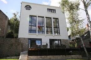 Luxurious Villa in Pont-aven With Private Pool