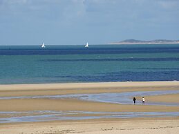 Holiday Home in Kamperland Near Beach