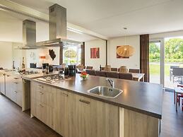 Luxury Villa With Eight Bathrooms Located in a National Park