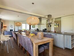 Luxury Villa With Eight Bathrooms Located in a National Park