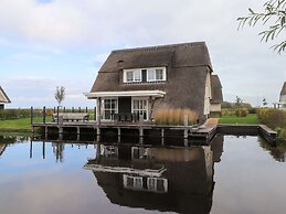 Thatched Villa With Lounge Set, Right at the Water