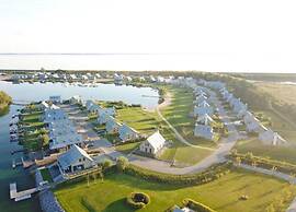 Villa Oesterdam Deluxe Sleeps 8