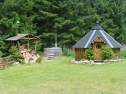 Holiday Home With Swimming Pool in Jagersgrun