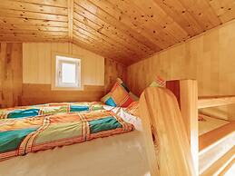 Holiday Home With Swimming Pool in Jagersgrun