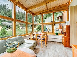 Holiday Home With Swimming Pool in Jagersgrun