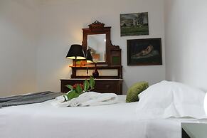 Excellent Cottage in Santa Comba With Communal Swimming Pool