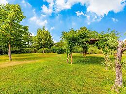 Rustic Farmhouse in Terricciola