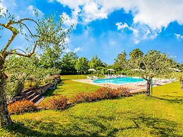 Rustic Farmhouse in Terricciola
