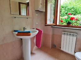 Mansion in Apecchio With Pool