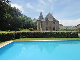 Castle Bodeux With Private Pool and Sauna