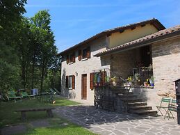 Farmhouse With Swimming Pool in the Marche