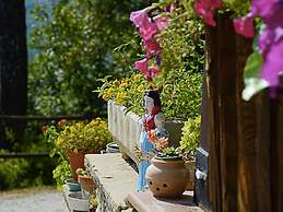 Farmhouse With Swimming Pool in the Marche