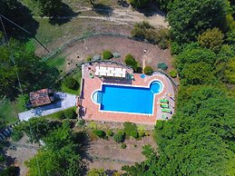 Farmhouse With Swimming Pool in the Marche