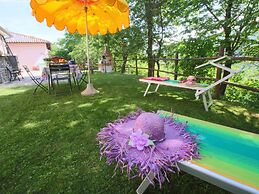 Farmhouse With Swimming Pool in the Marche