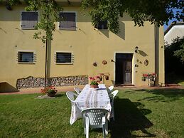 Belvilla by OYO Lovely Holiday Home on Farm