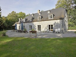 Spacious Holiday Home in Anhee Belgium