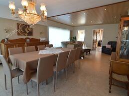 Spacious Holiday Home in Ruiselede With a Garden
