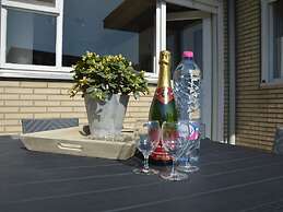 Holiday Home in Ruiselede With a Garden