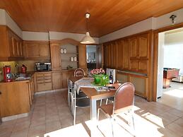 Holiday Home in Ruiselede With a Garden