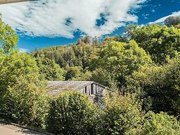 Peaceful Apartment in Schwalefeld With Garden