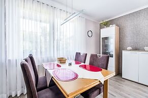 Ruhiges Apartment in Schwalefeld mit Garten