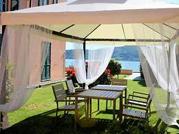 Brand new and Elegant Residence on Lake Maggiore