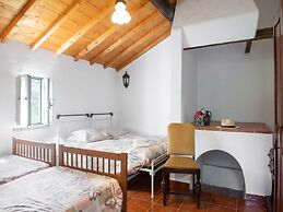 Rustic Alentejo Farmhouse With Pool