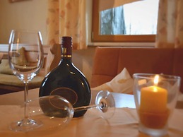 Holiday Flat With Swimming Pool in Prackenbach