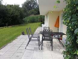Holiday Flat With Swimming Pool in Prackenbach