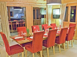 Luxury Panoramic Chalet in Thon-les Collons