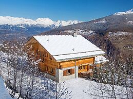 Luxury Panoramic Chalet in Thon-les Collons