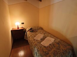 Farmhouse With Pool in Montepulciano