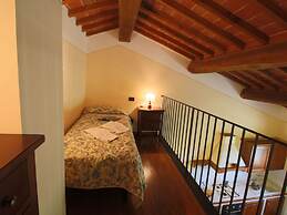 Farmhouse With Pool in Montepulciano