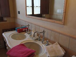 Farmhouse With Pool in Montepulciano