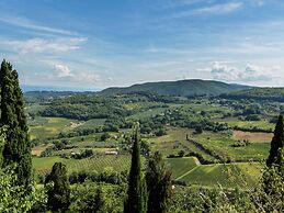 Farmhouse With Pool in Montepulciano