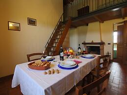 Farmhouse With Pool in Montepulciano
