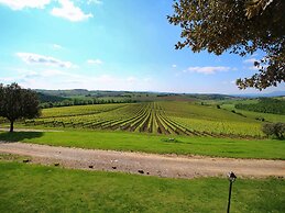 Farmhouse With Pool in Montepulciano