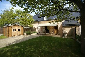 Cozy Garden Home in Erquy