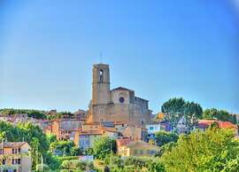Villa in Hyeres Near Beach & Pool