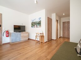 Apartment in Gosau With a Shared Sauna