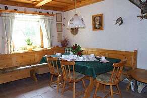 Small, Cosy Apartment in the Bavarian Forest in a Familiar Atmosphere