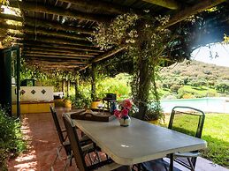 Farmhouse in Montemor-o-novo With Pool