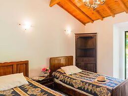 Farmhouse in Montemor-o-novo With Pool